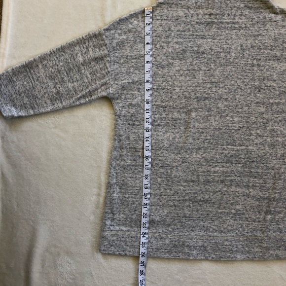 Talbots Cowl Neck Top - L - Picture 7 of 7